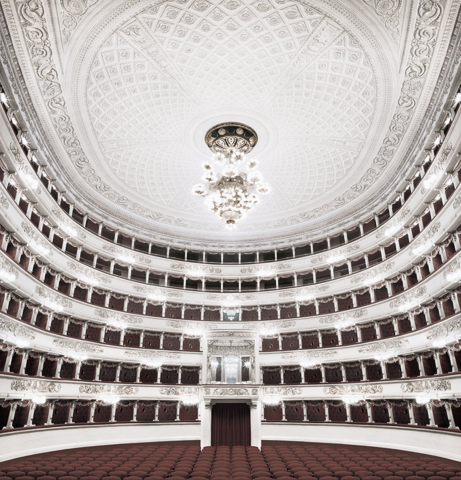 '“Milano”, from the series “Fratelli d’Italia” (2005-2016) (c) Matthias Schaller. Opera: Passion, Power and Politics, V&A