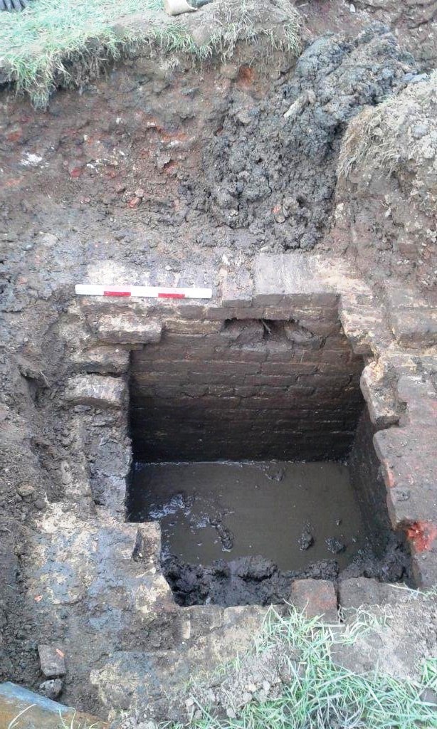 The remains of a 165-year-old toilet has been uncovered in London’s Hyde Park on the site of the Great Exhibition of 1851.