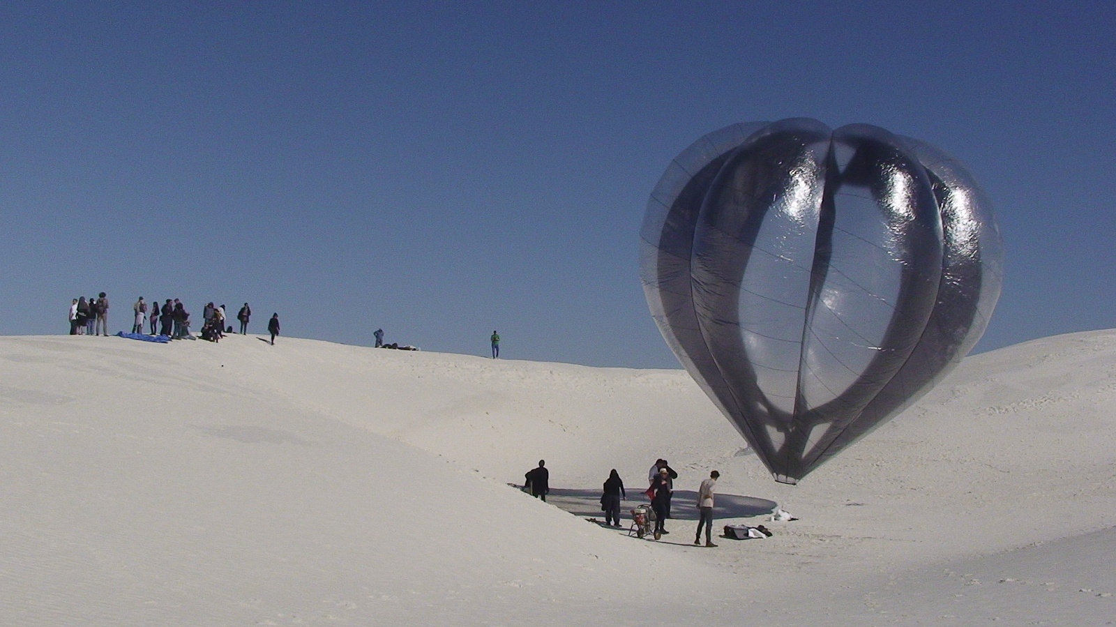 Tomás Saraceno - Aerocene © Photography by Studio Tomás Saraceno, 2015 