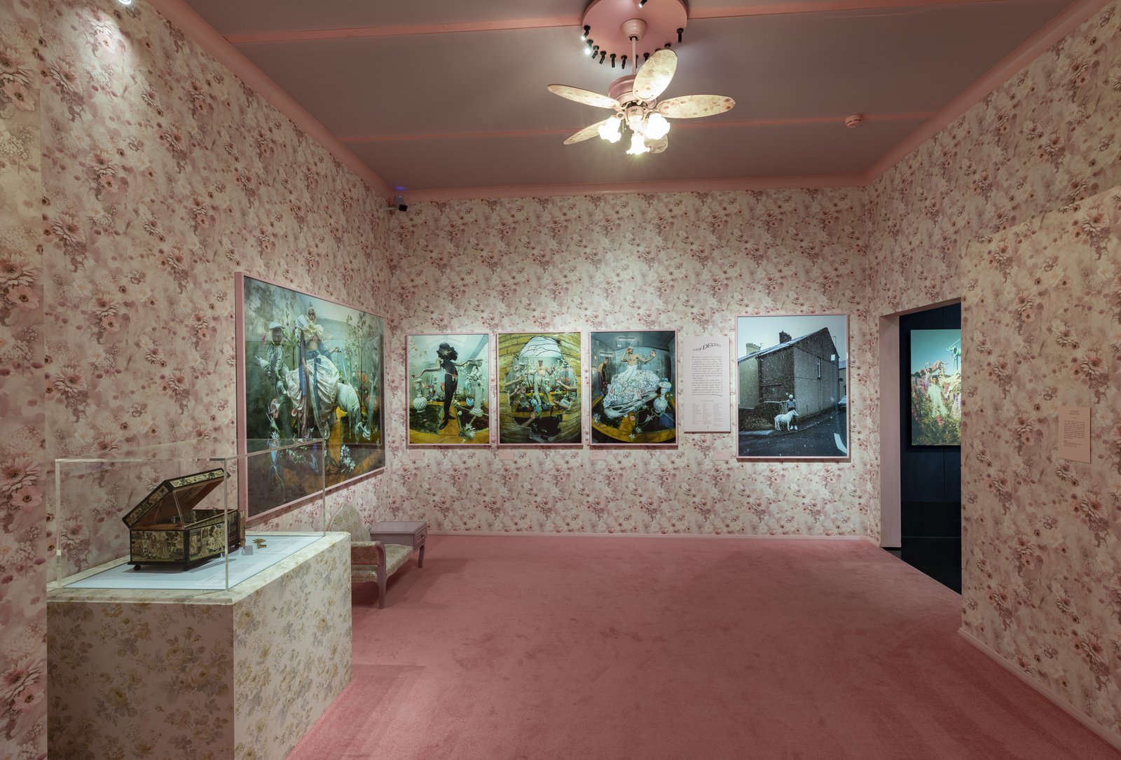 Tim Walker - Wonderful Things, V&A, London